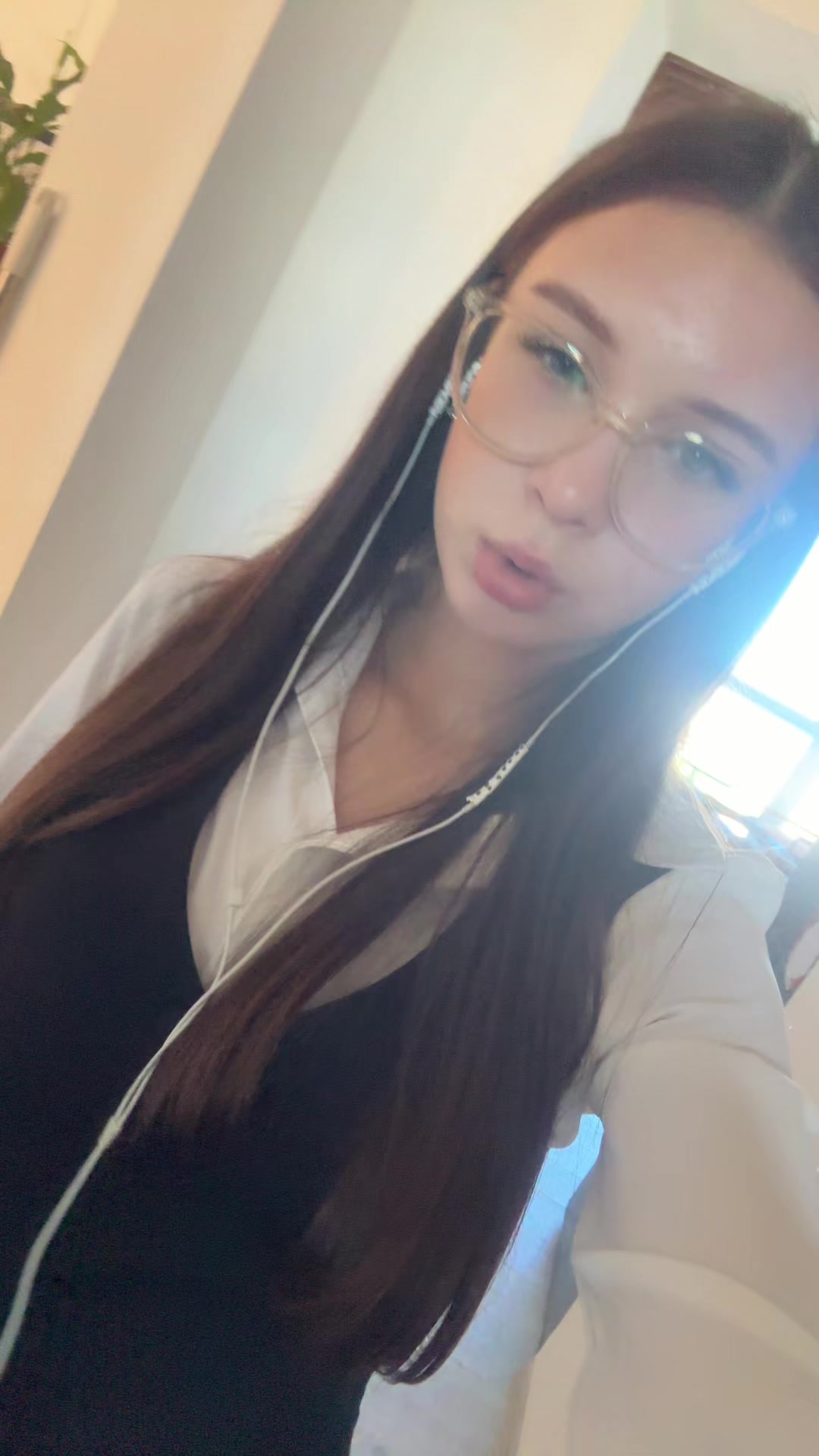 @еваброун🤟🏻