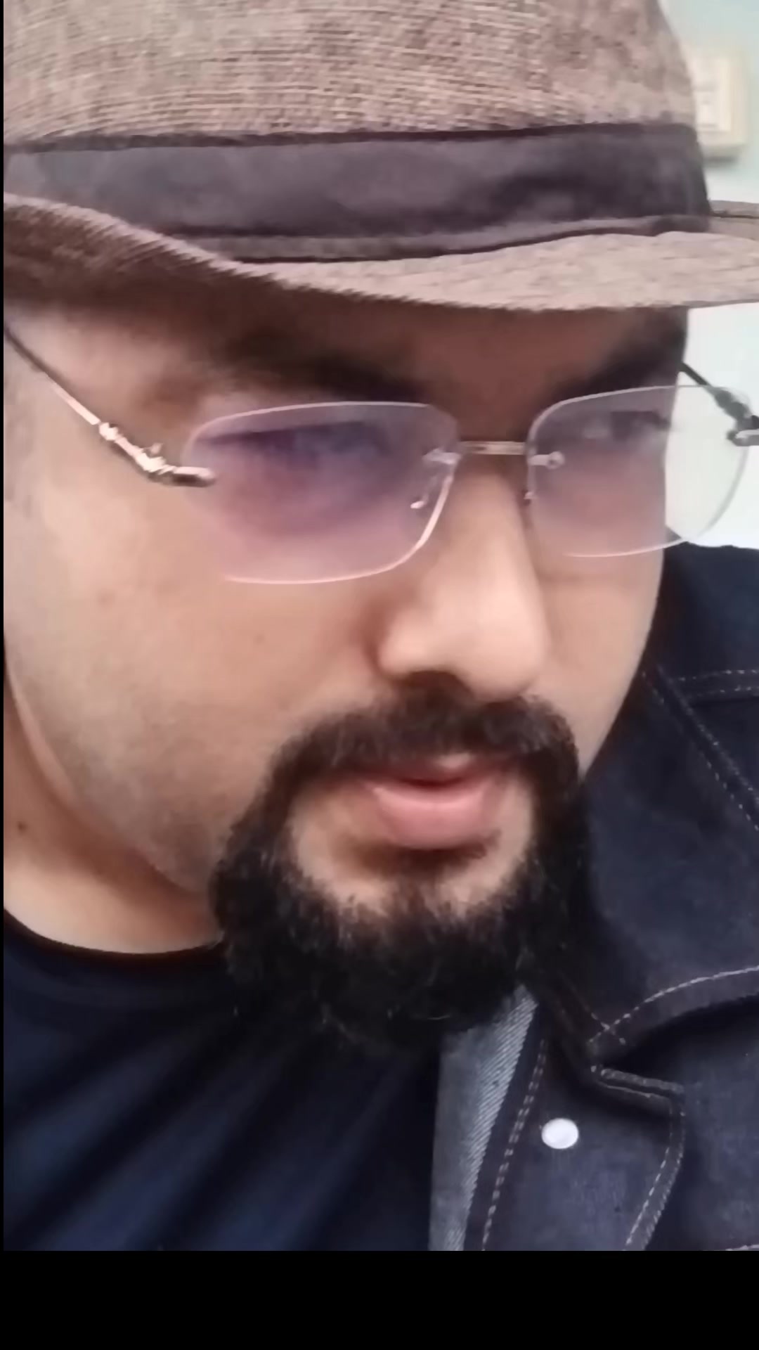 @Nepali🇳🇵SALMAN-1 (Bikram)