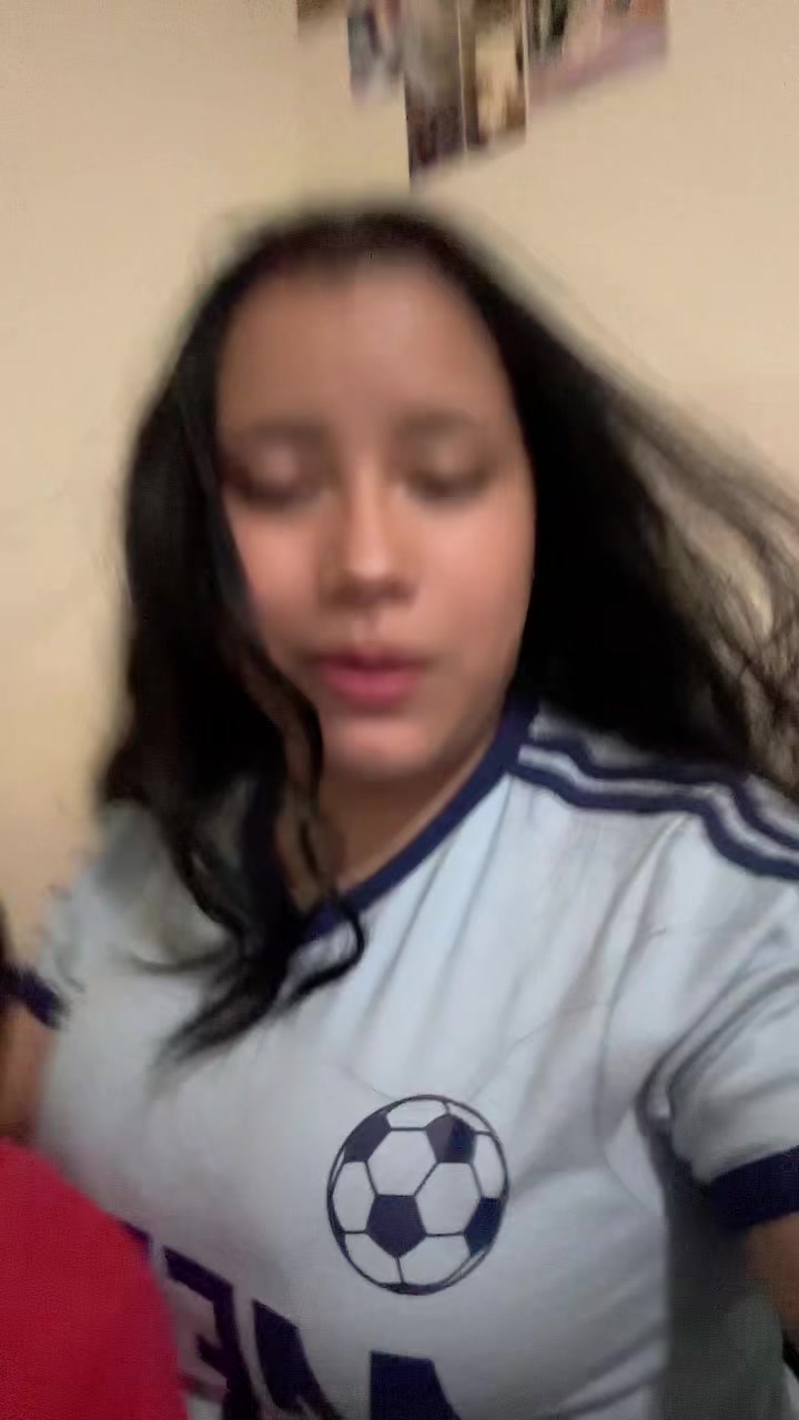 @Antonela