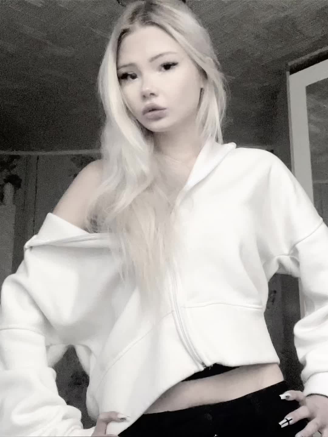 @weokiss