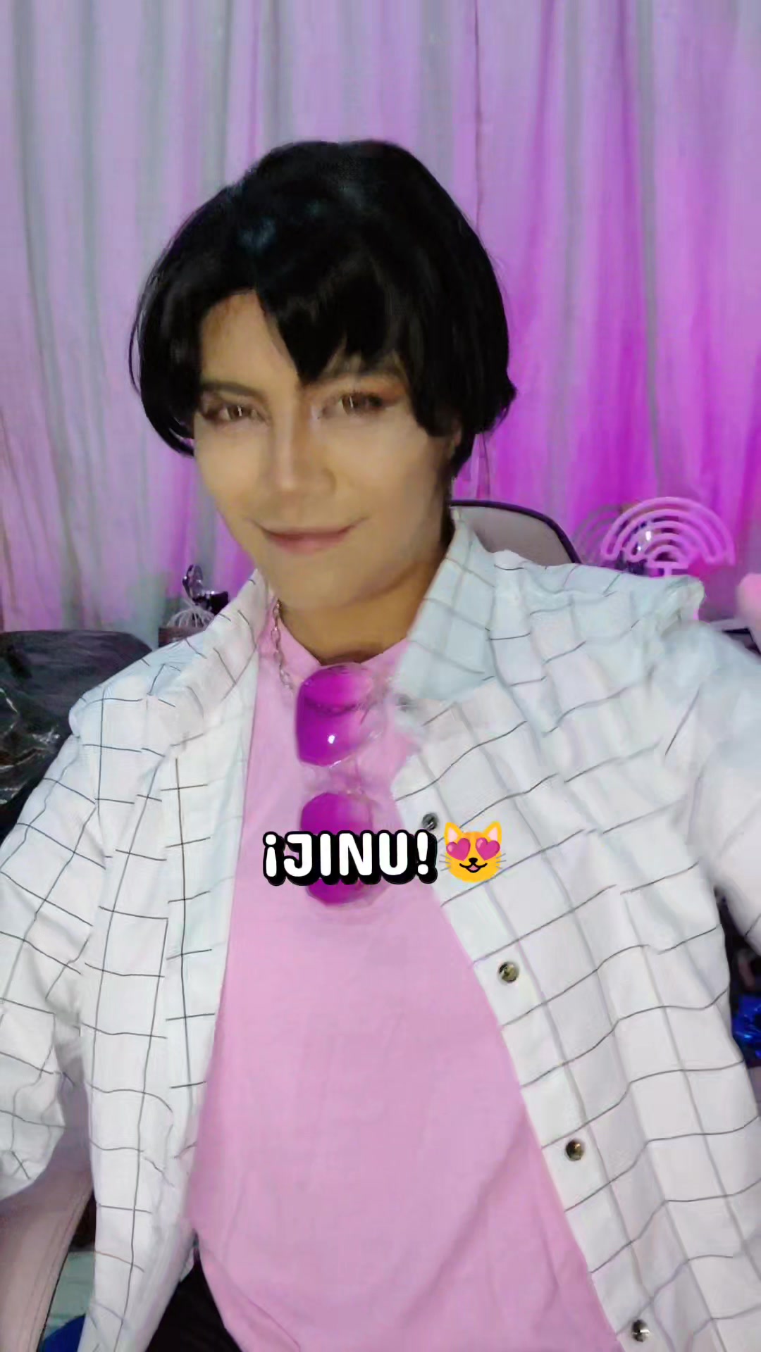 @Miau >w</