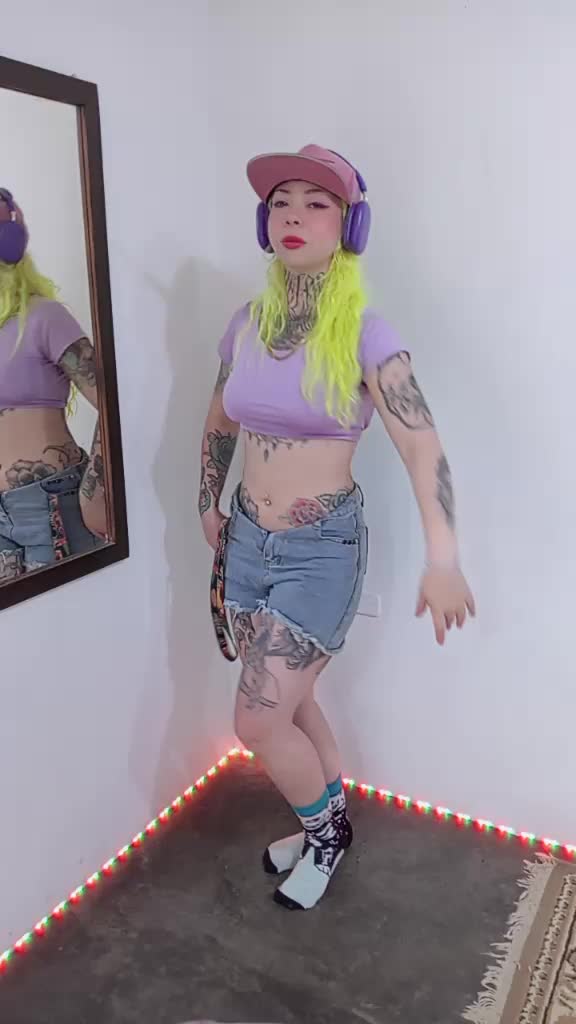 @BrujaOzkura666