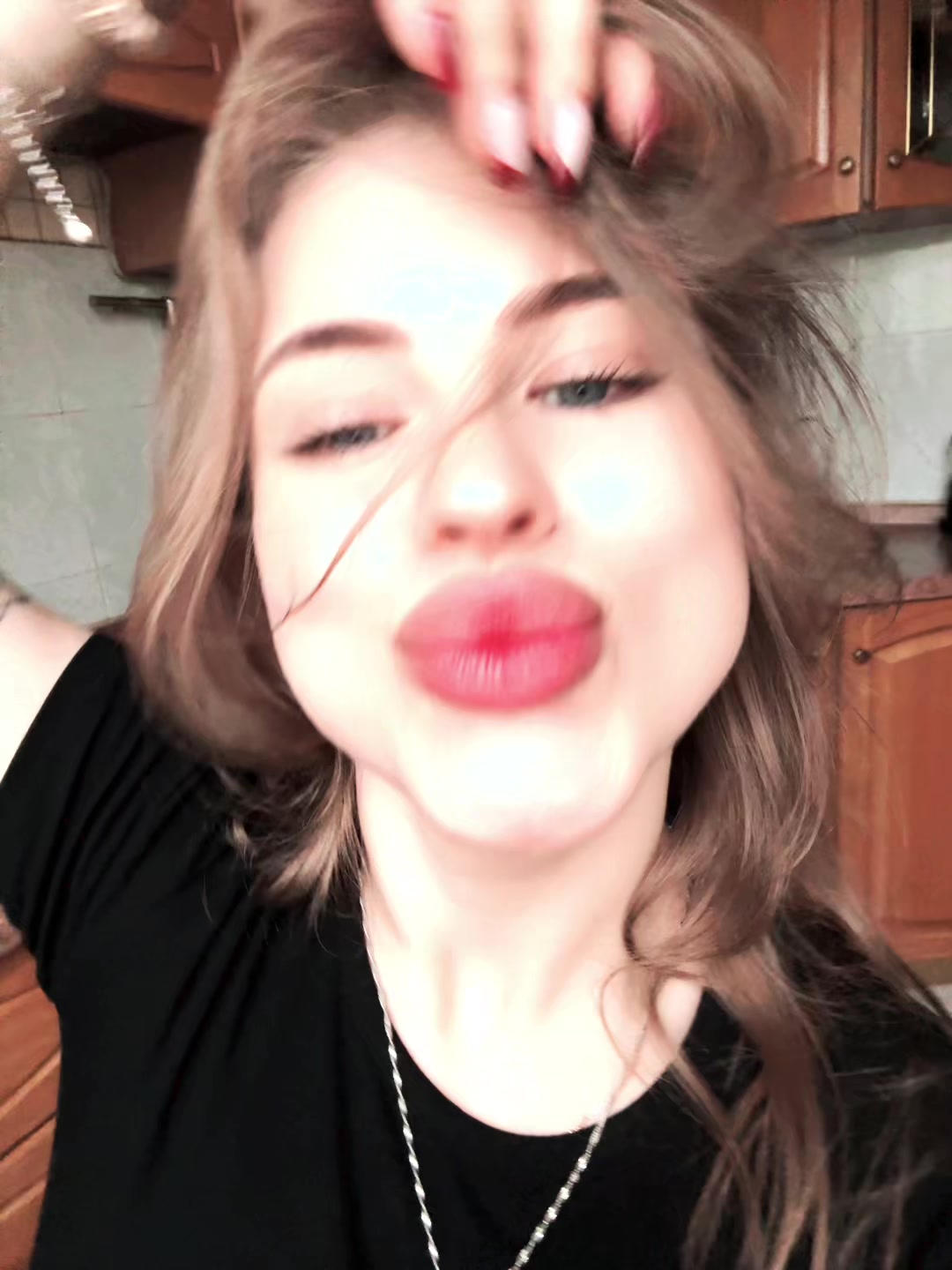 @v.iktoriaaaa