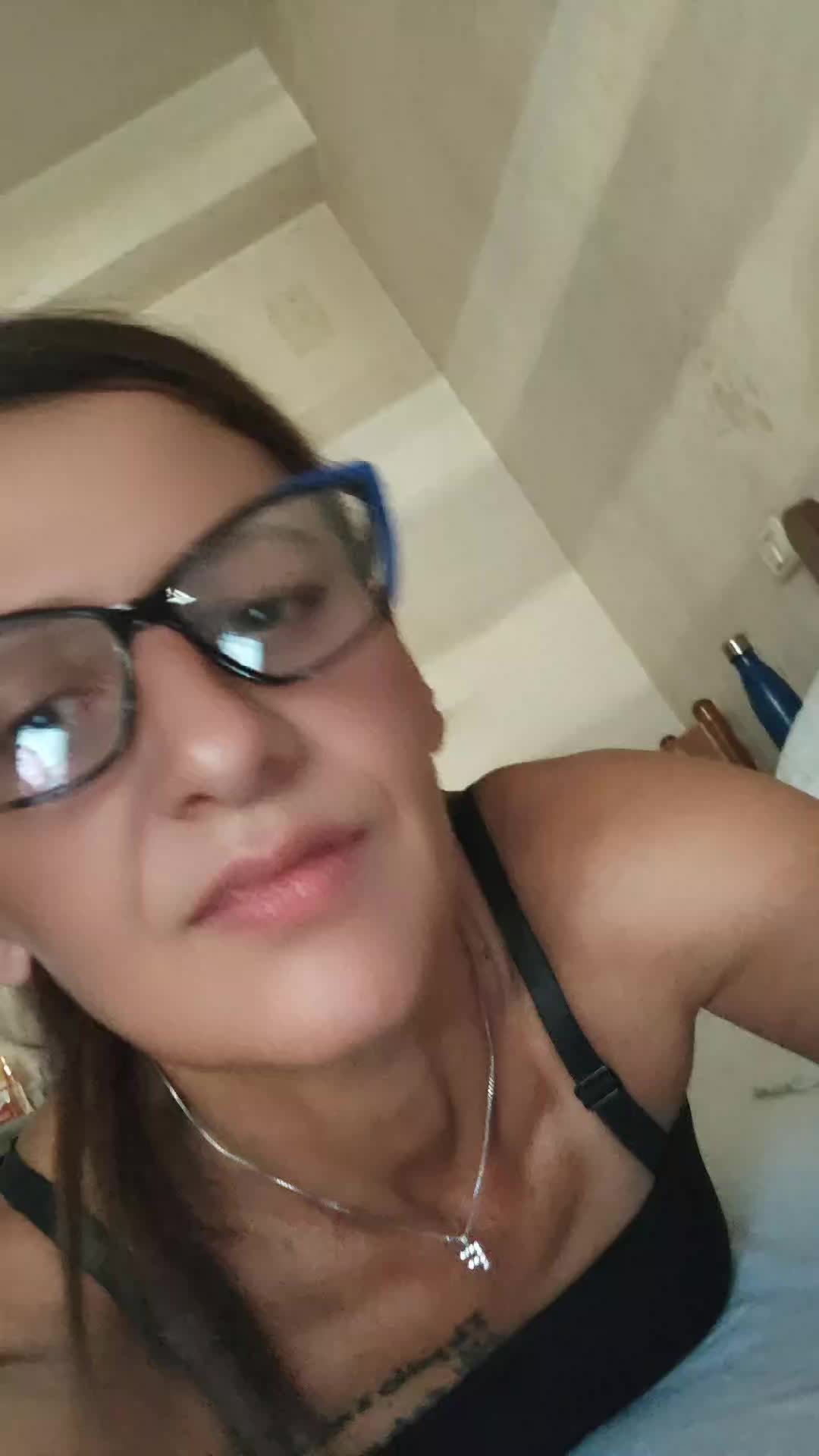 @👀 di 🌟