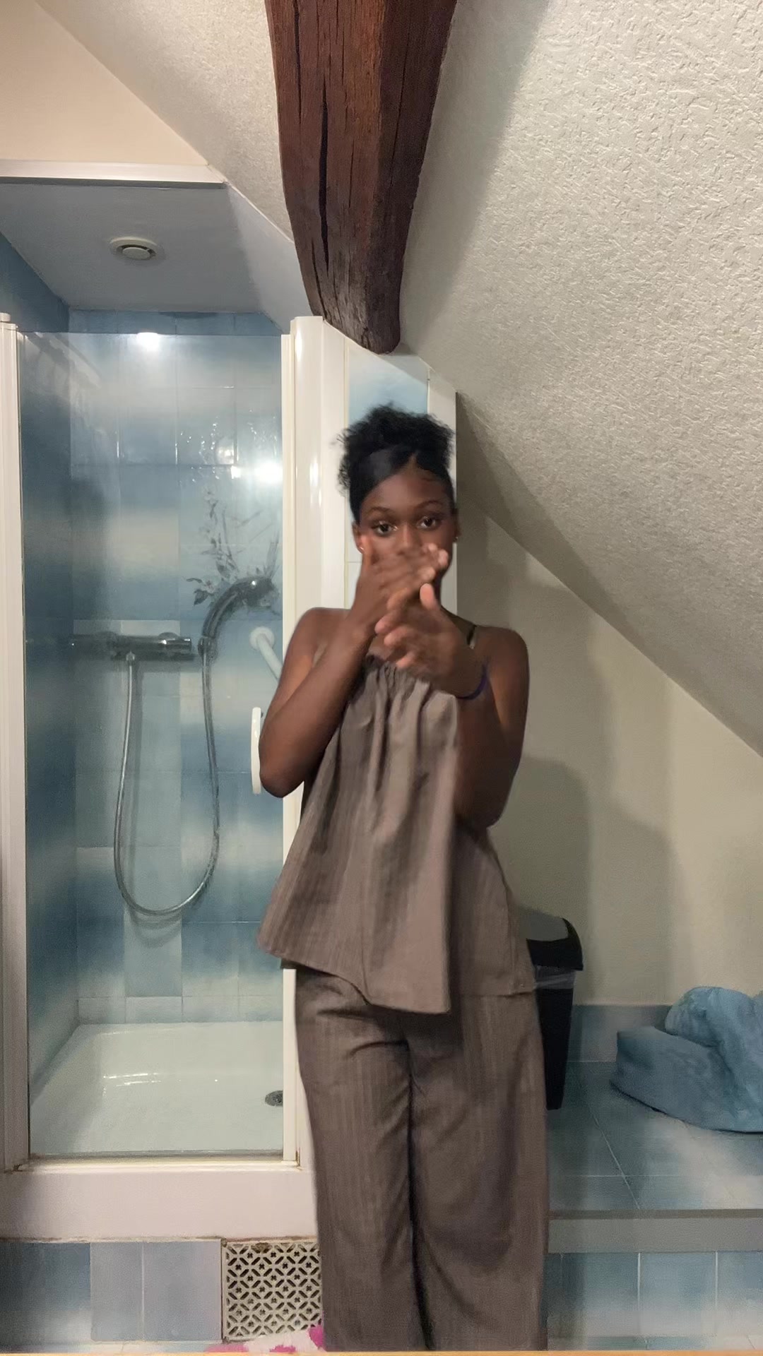 @Lin2say 🇨🇻