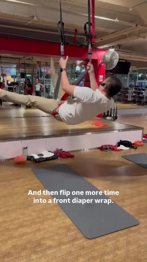 @Aerialyogawithdesmond