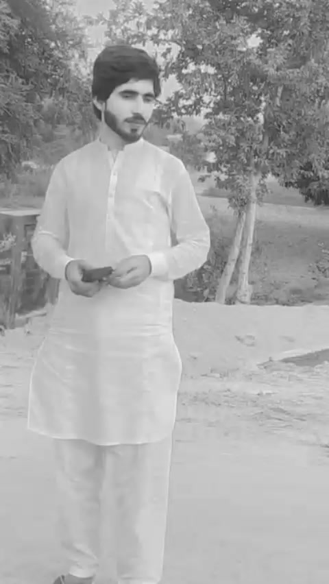 @HassanRaza💯