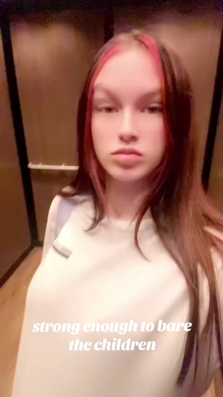 @𝑚𝑎𝑑𝑖 ✰