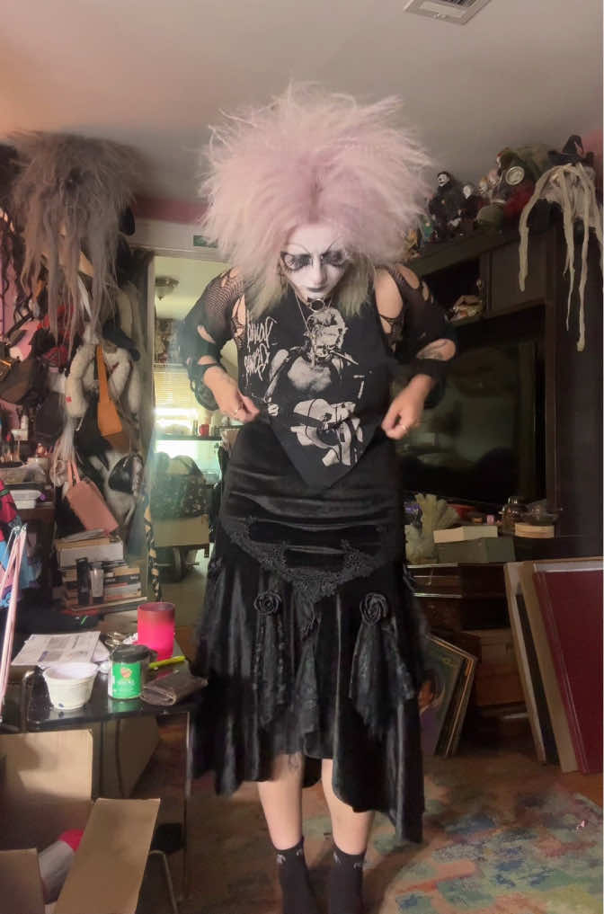 @dollygoth666