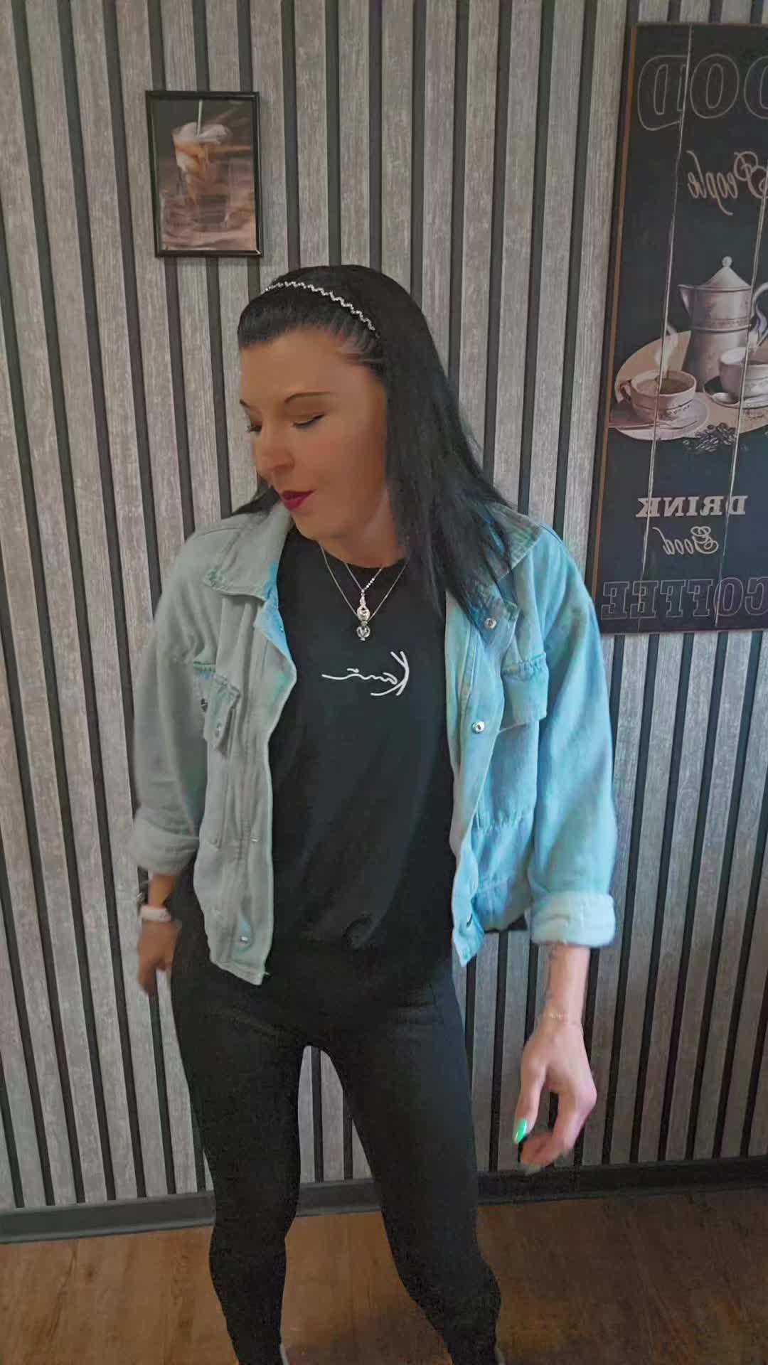 @🔥𝑳𝒊𝒕𝒕𝒍𝒆𝑪𝒓𝒂𝒛𝒚🔥