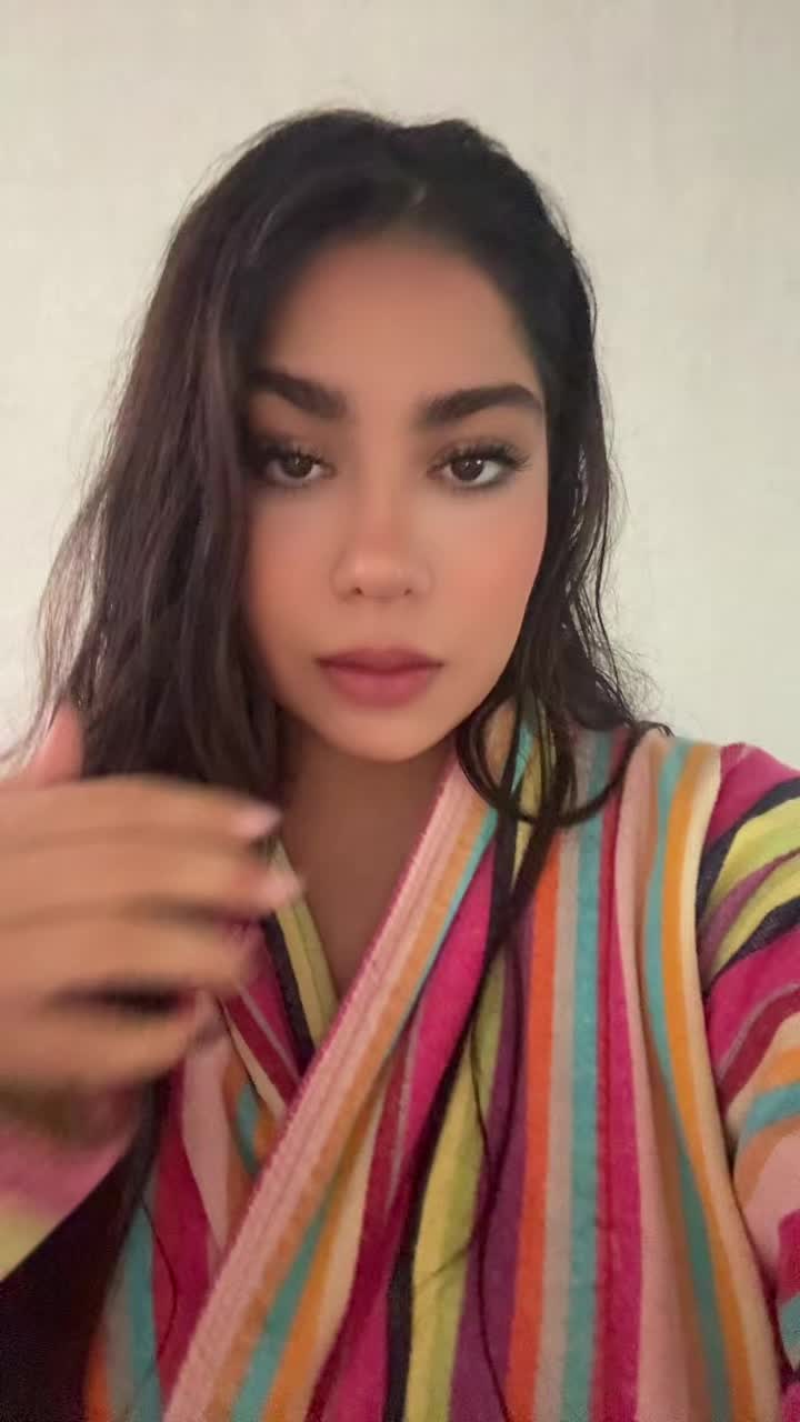 @Soorina_pr