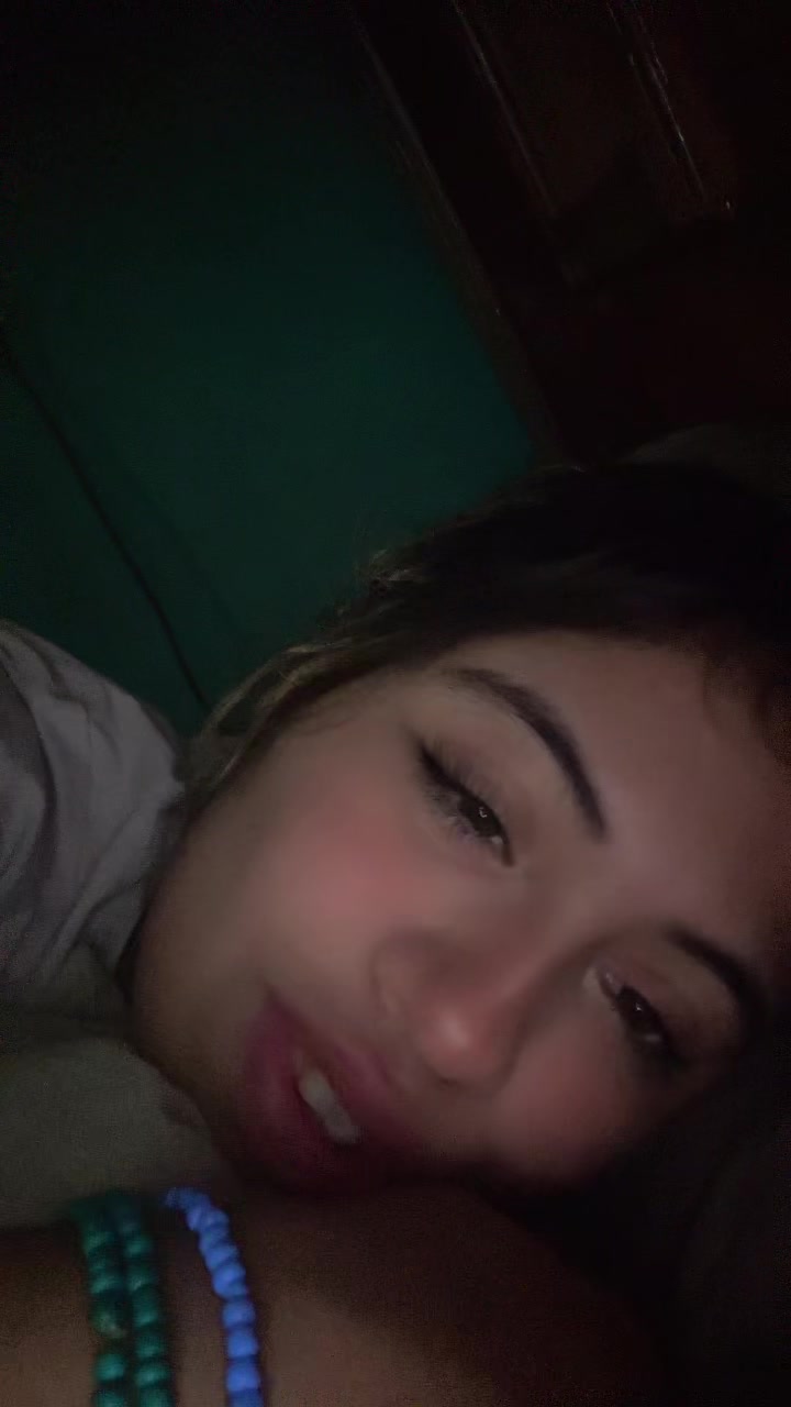 @Itzelv0916