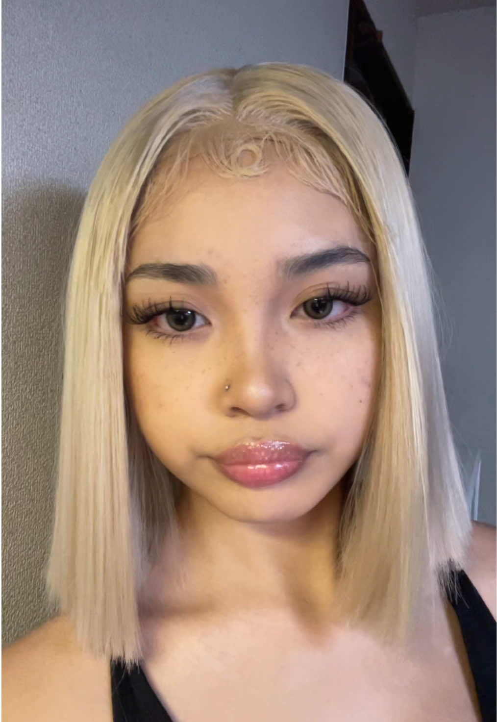 @︎