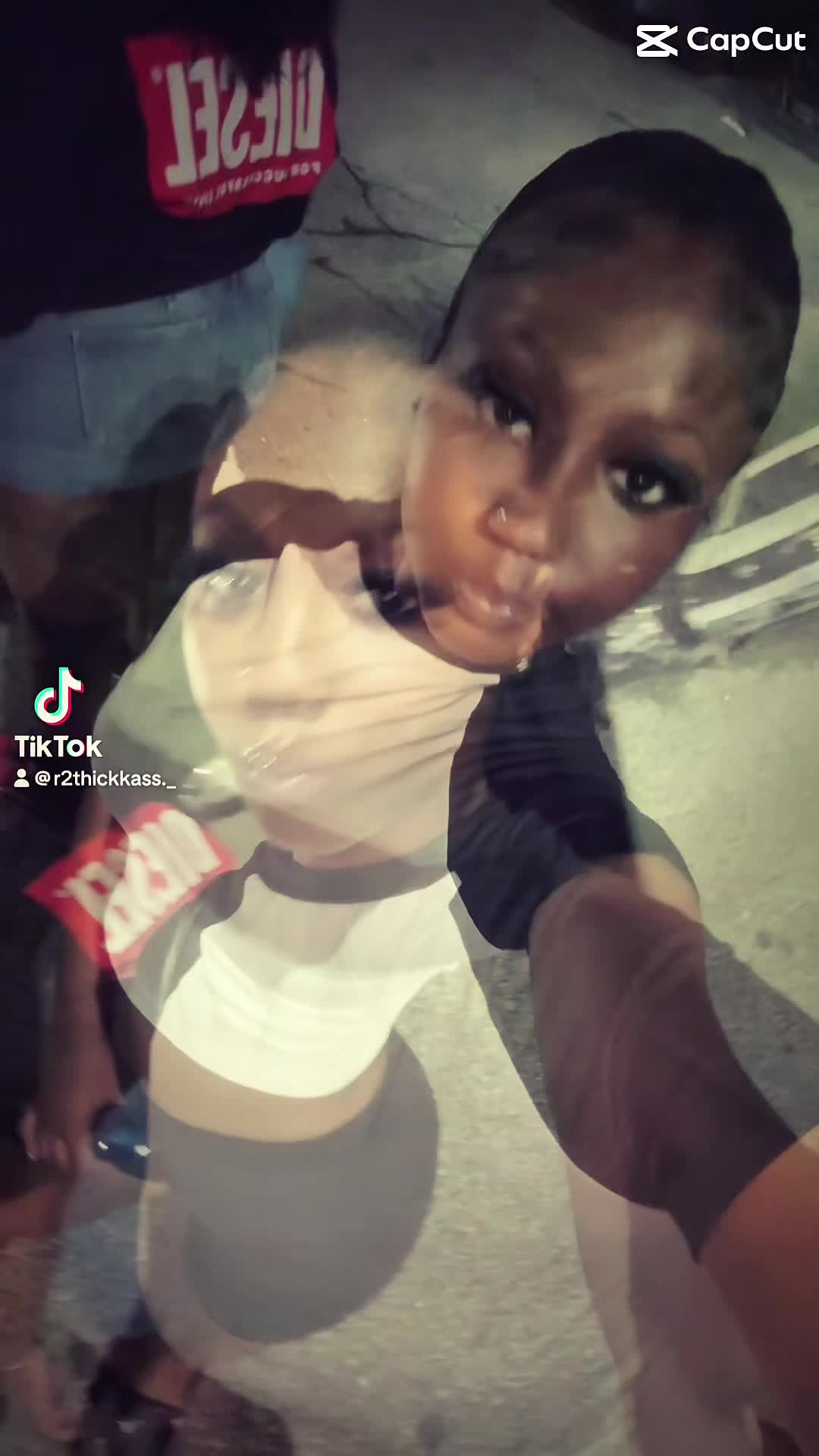 @r2thickkass._