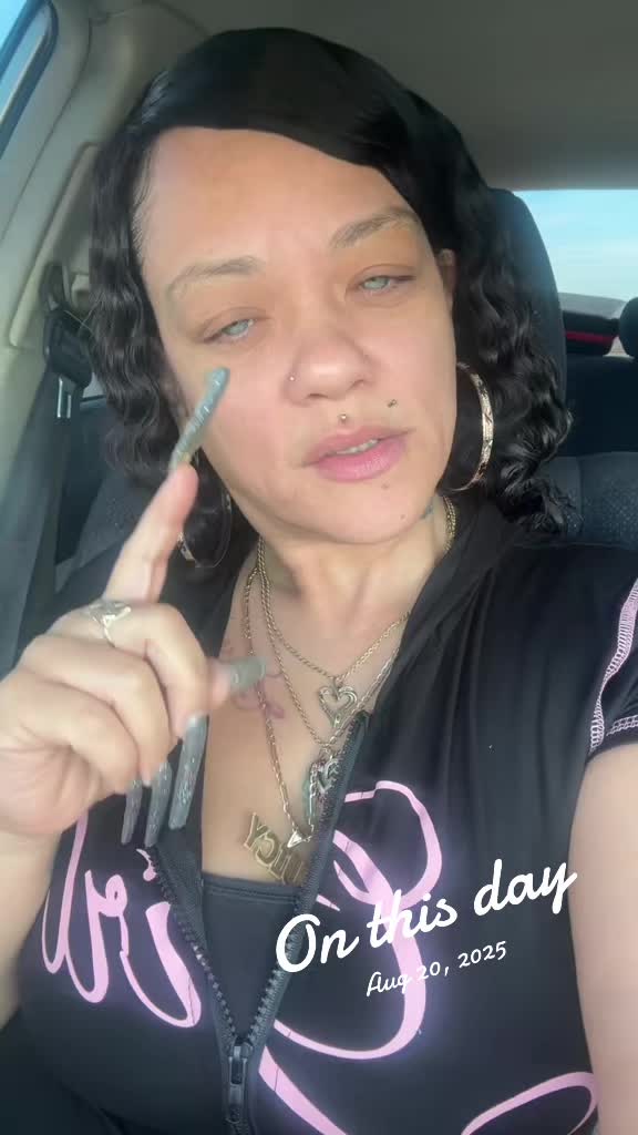 @💙Juicythick  lightbright