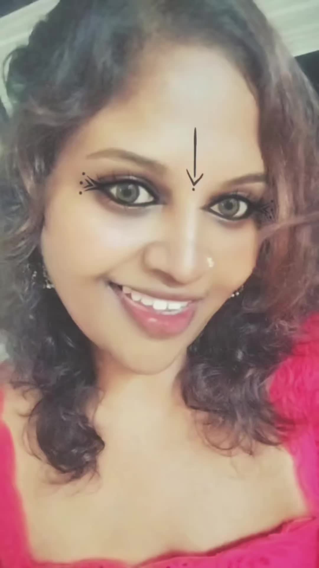 @SweethuVanie