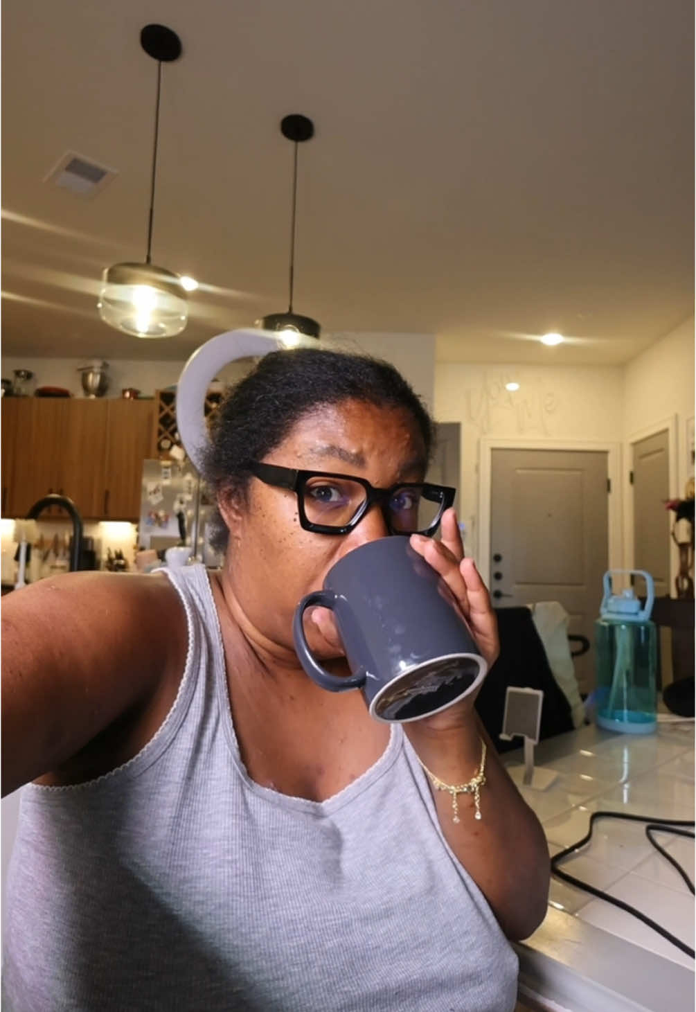@jas 🤎✨ &bull; content creator