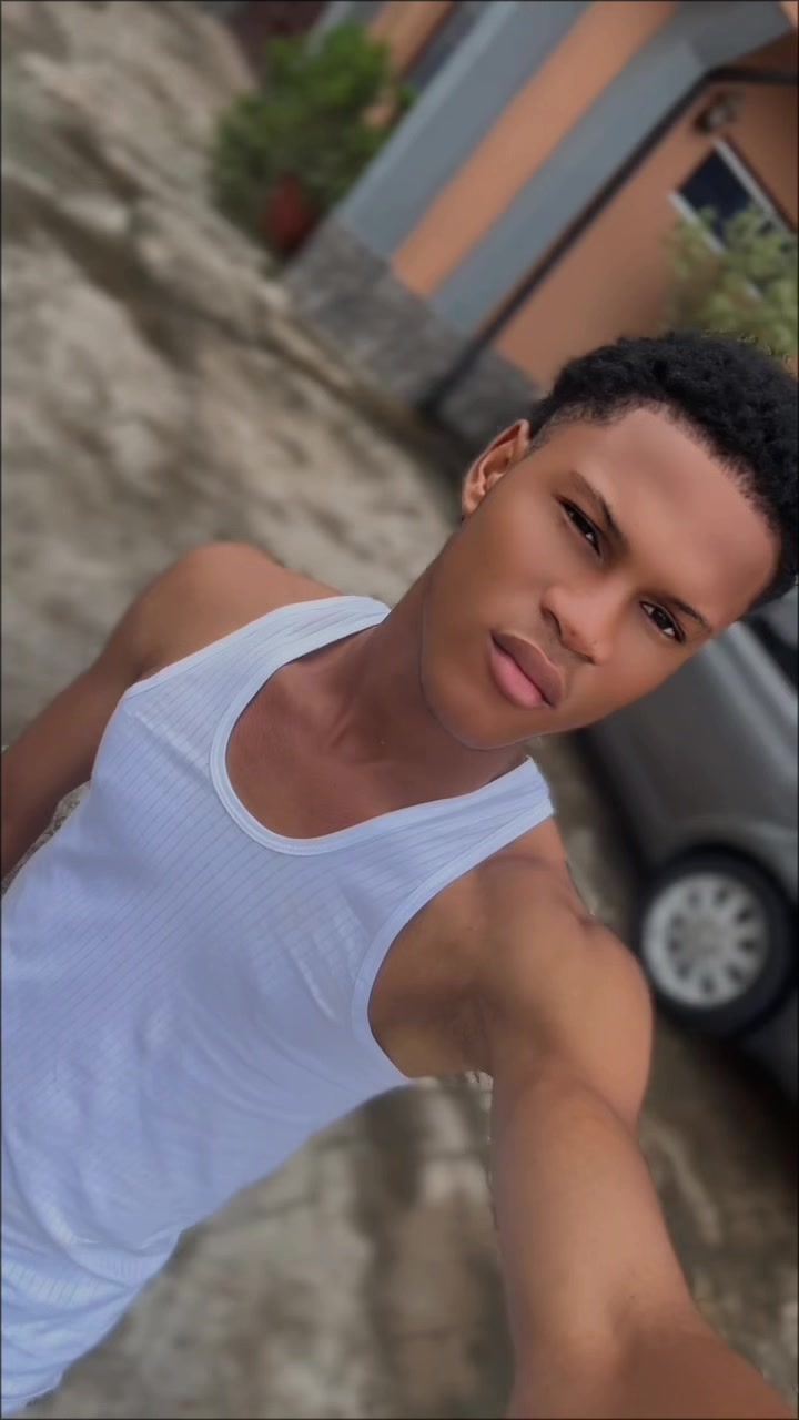 @✝️HAPPINESS✝️