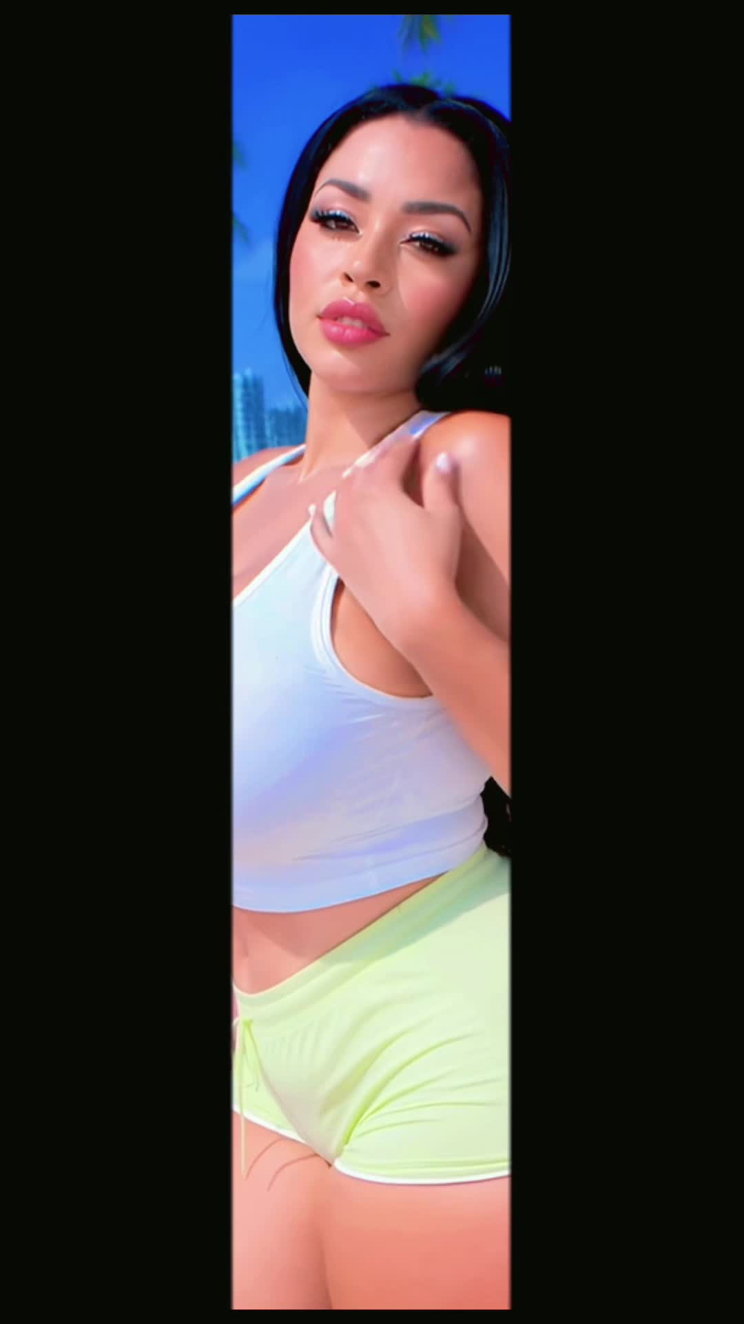 @seductress_isabella