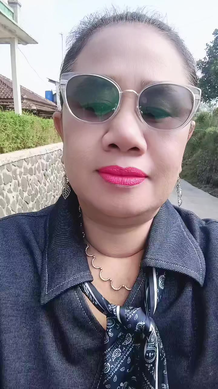 @Esna janda cantik ✨🥰