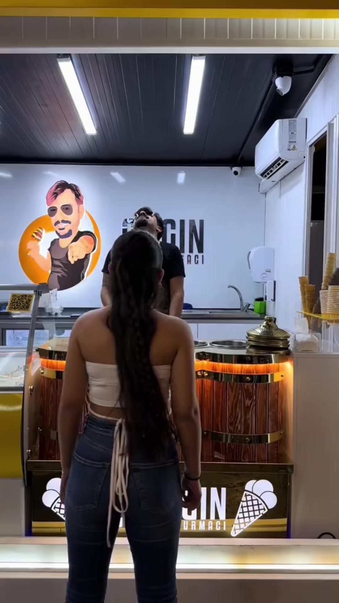 @Çılgın Dondurmacı