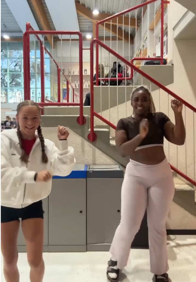 @Theblairvalene