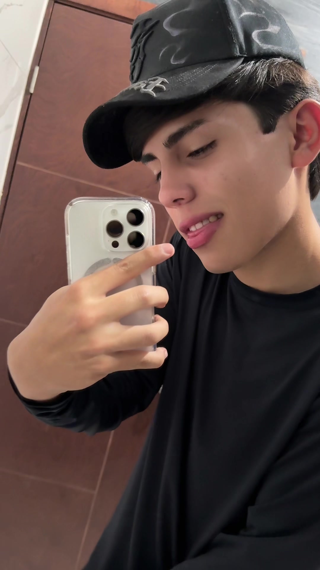 @márquez