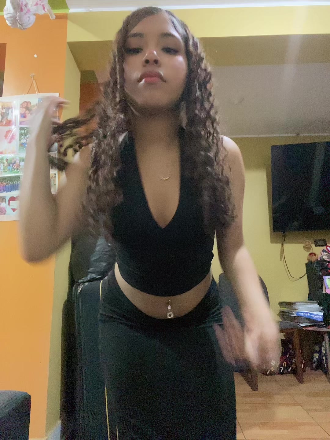 @Camila