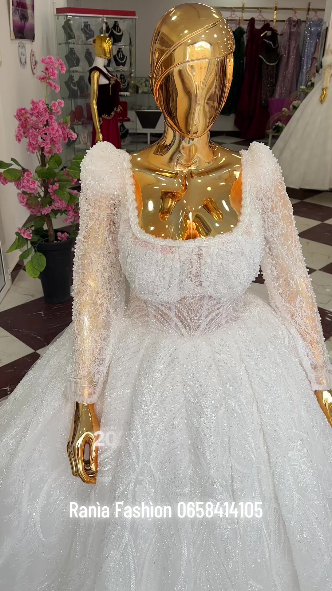 @Ran&igrave;a Fash&igrave;on