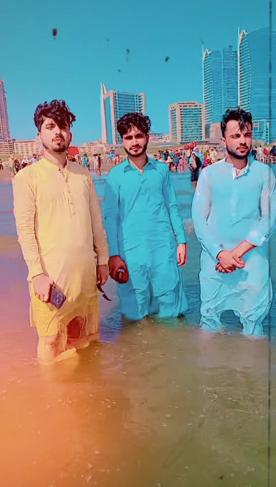 @Zeeshan Ali46🫰🫰🫰