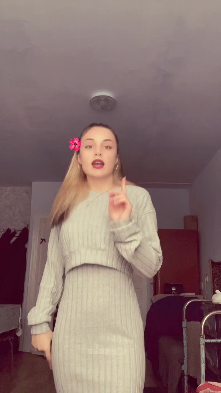 @….