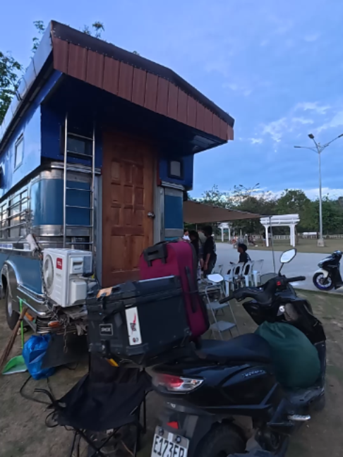 @Bahay Jeep ni Antet