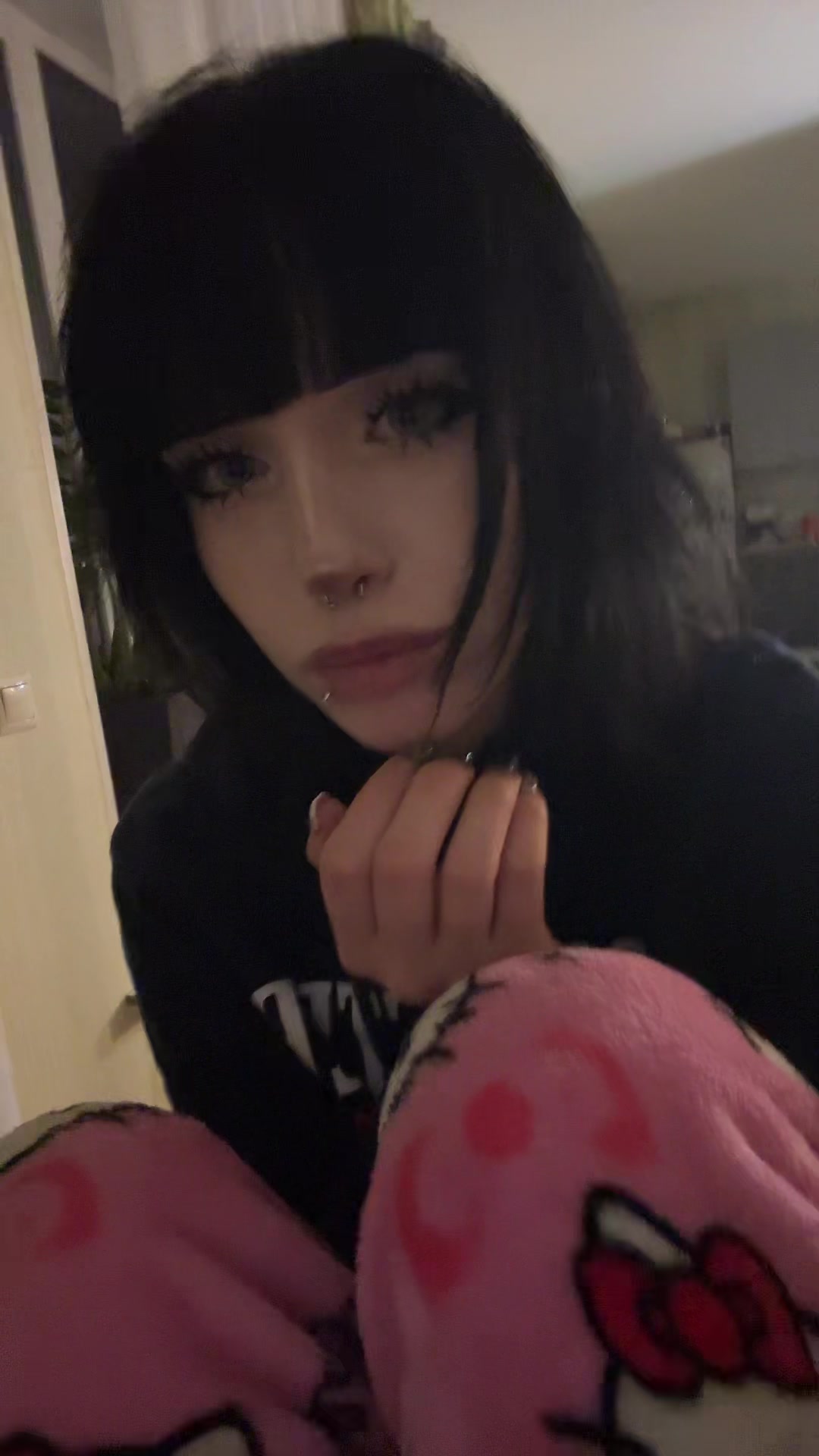 @axlBotQk