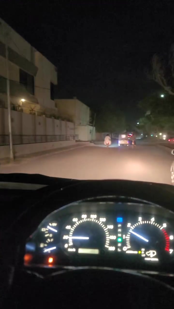 @ECOMBYJUNAID