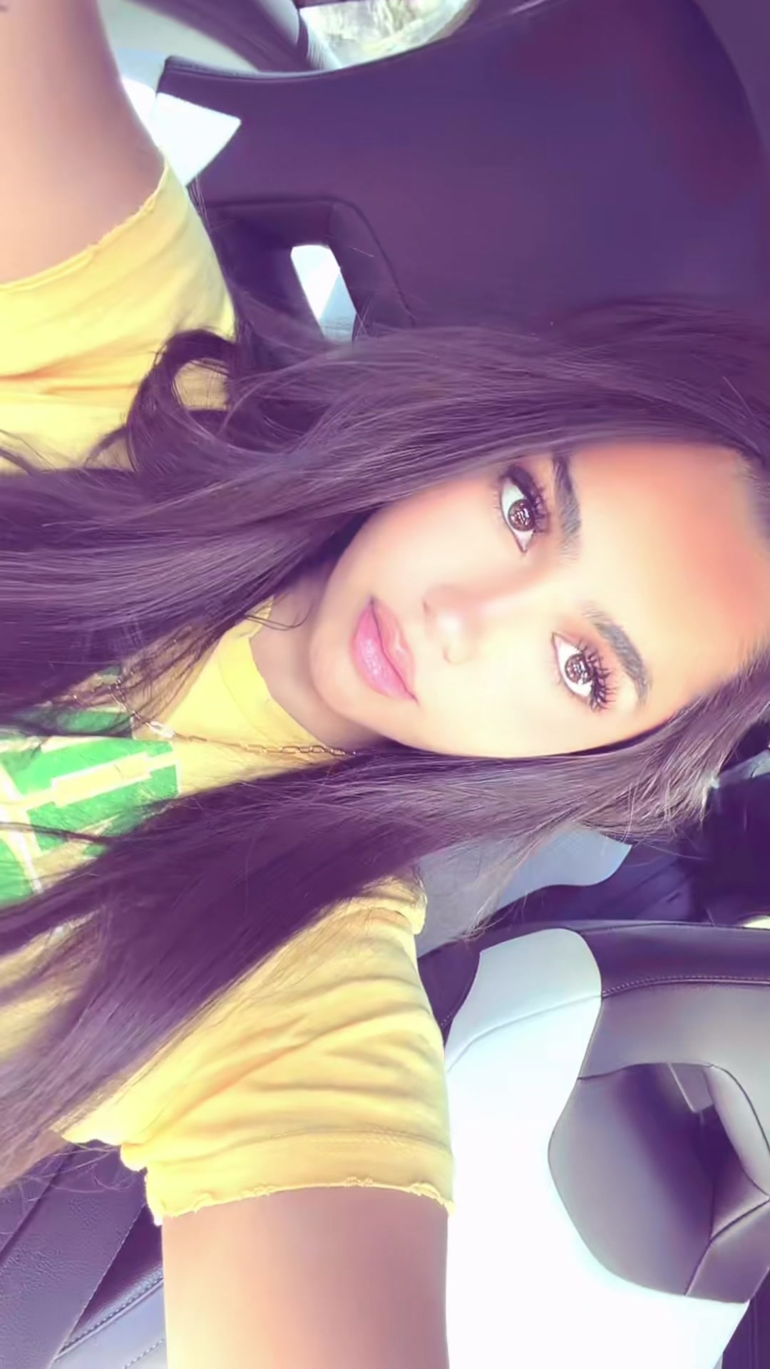 @_khushinoori