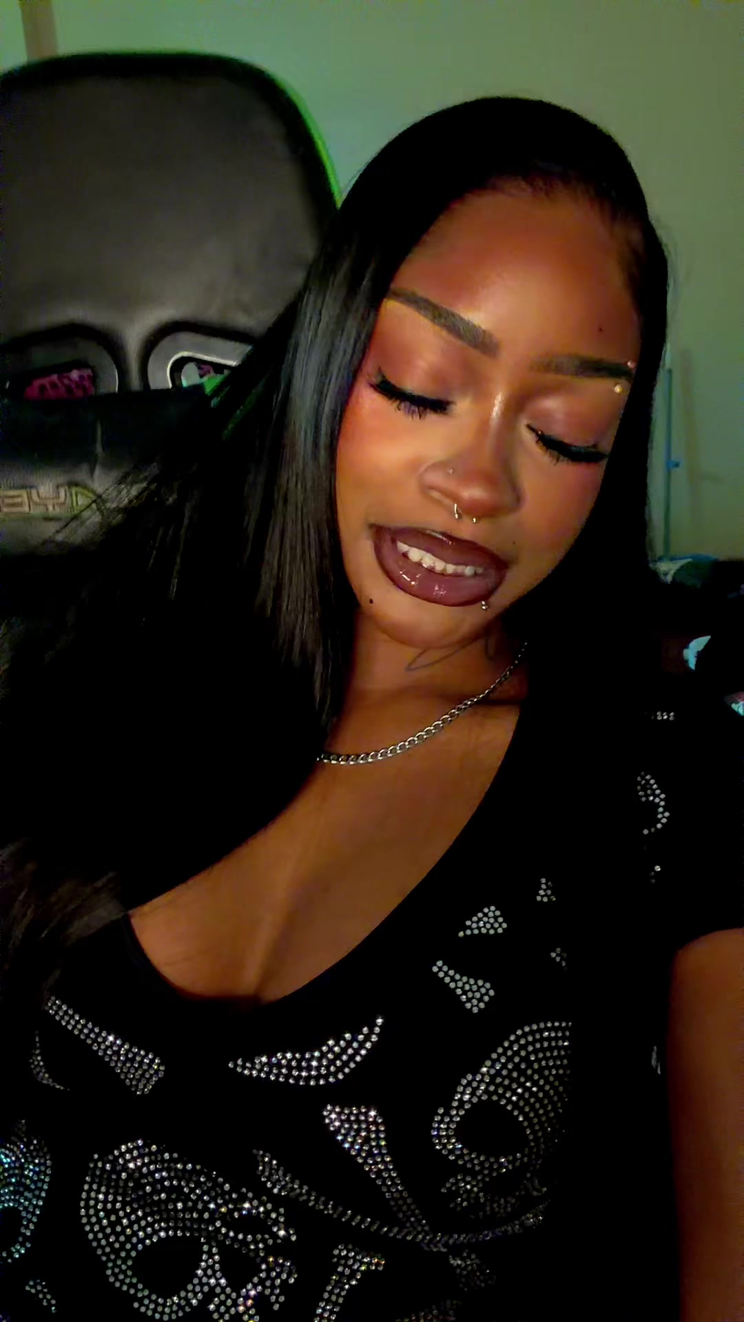@himynamesunsirae