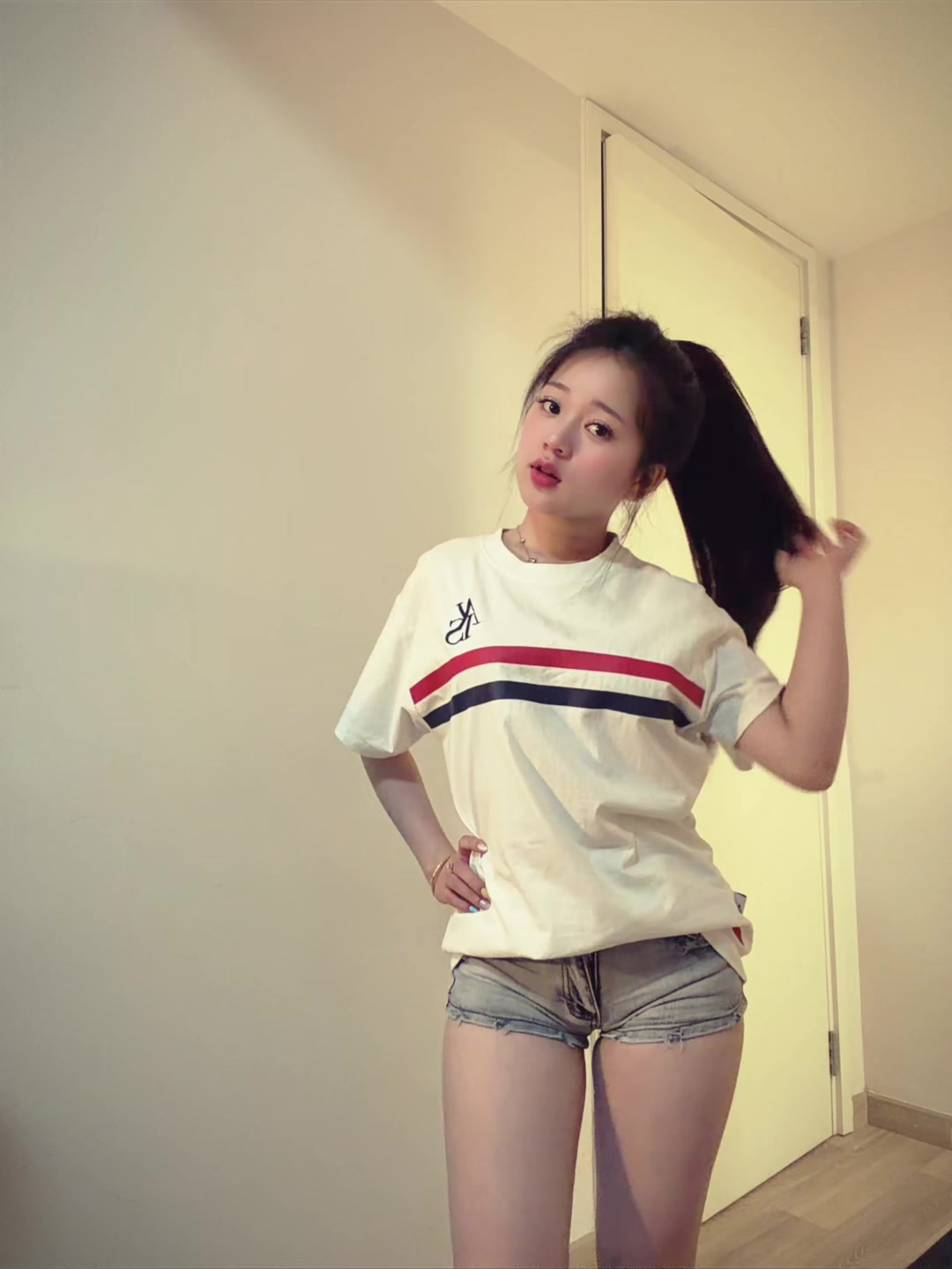 @๐ฏ๐๐๐ข๐๐๐๐๐๐๐๐หโ๐๏ฝก