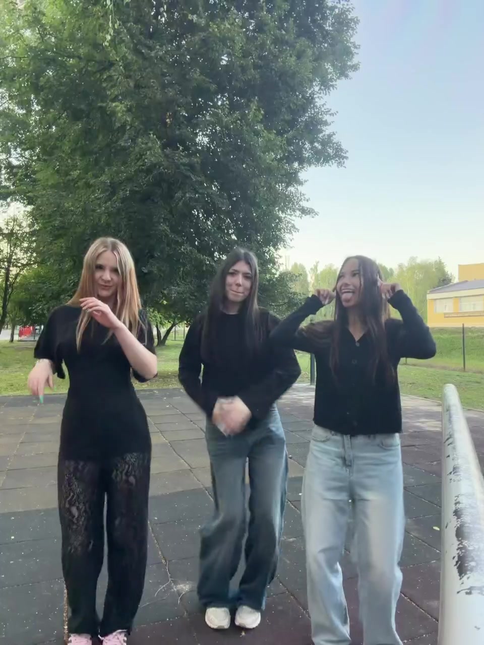 @shhhs996