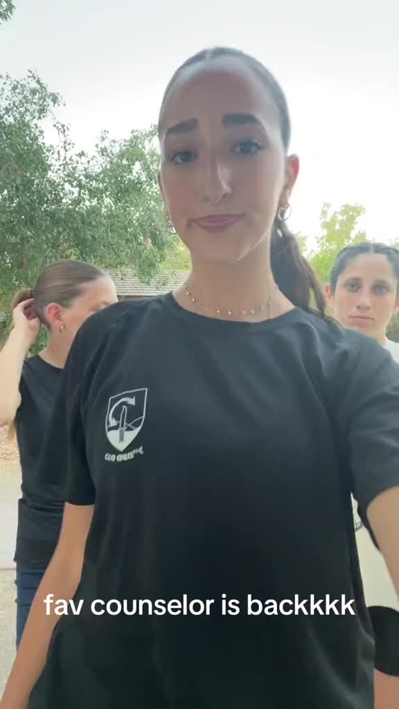 @bella_leventhal