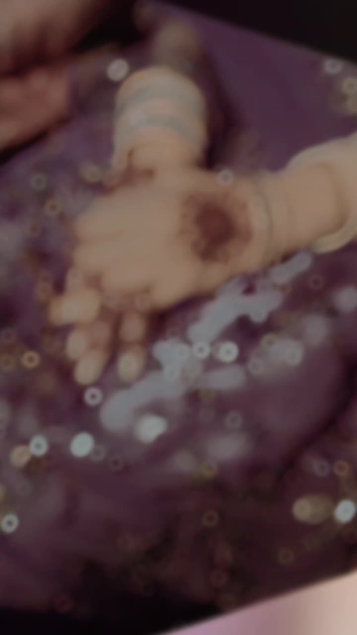 @FAIQA KHAN♥
