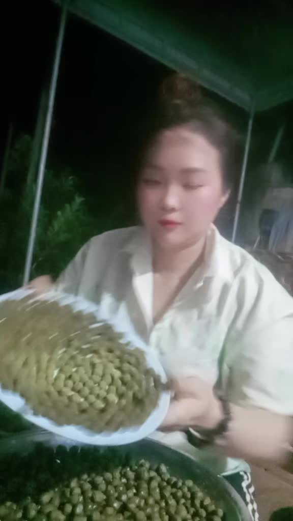 @Cô Gái Tây Nguyên#