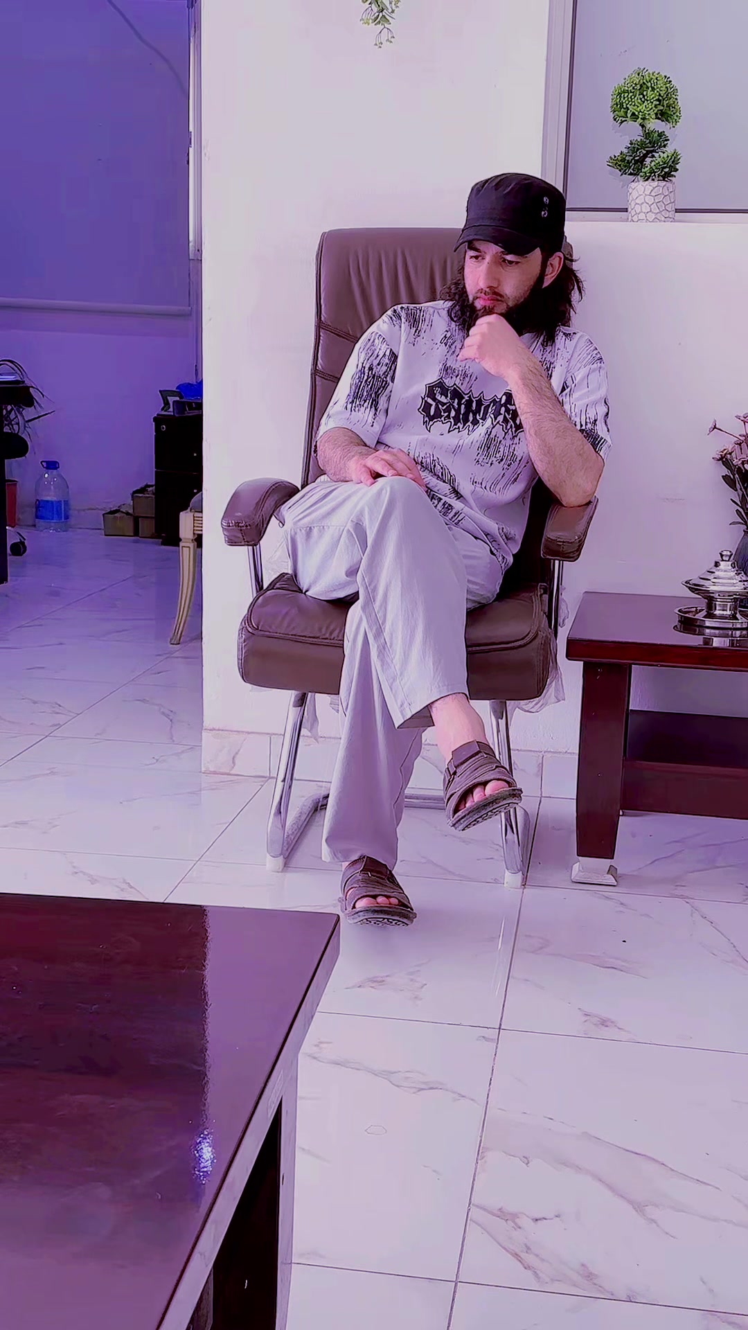 @QAZI 2618181