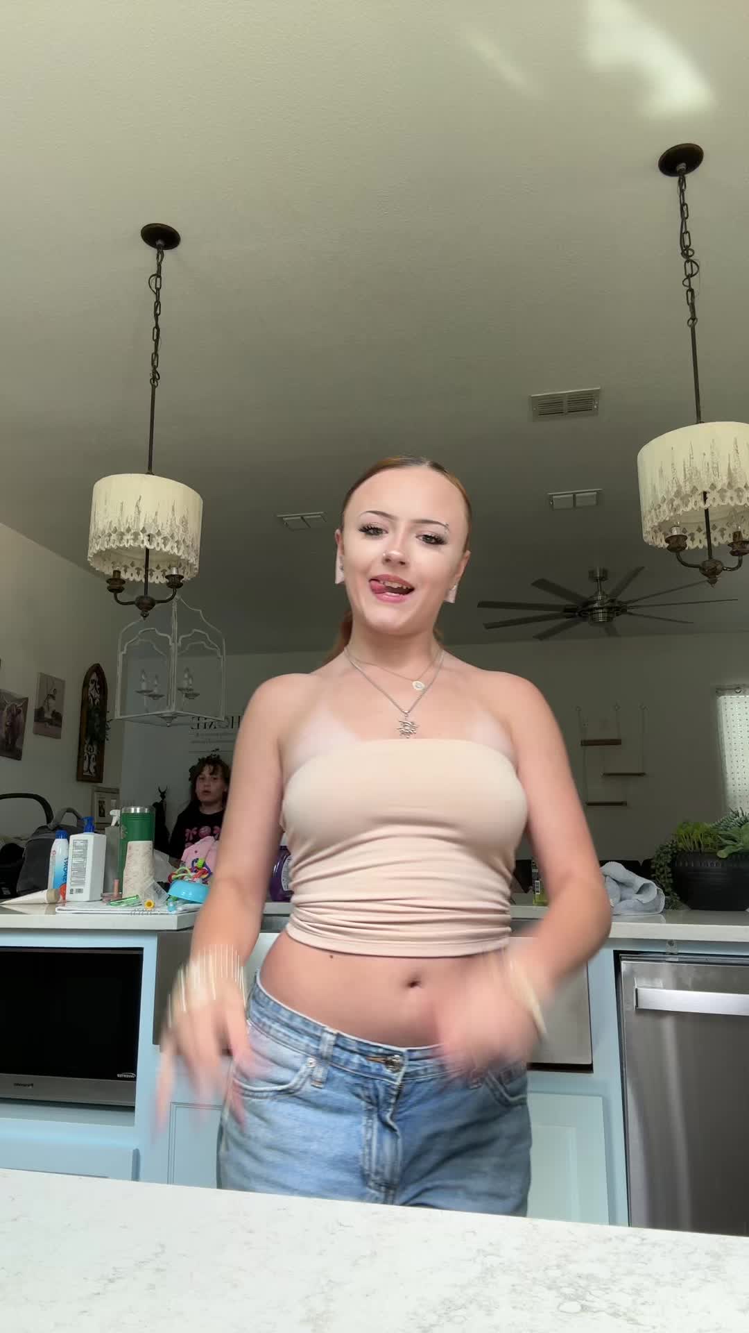 @𝐇𝐚𝐲𝐥𝐞𝐞💫