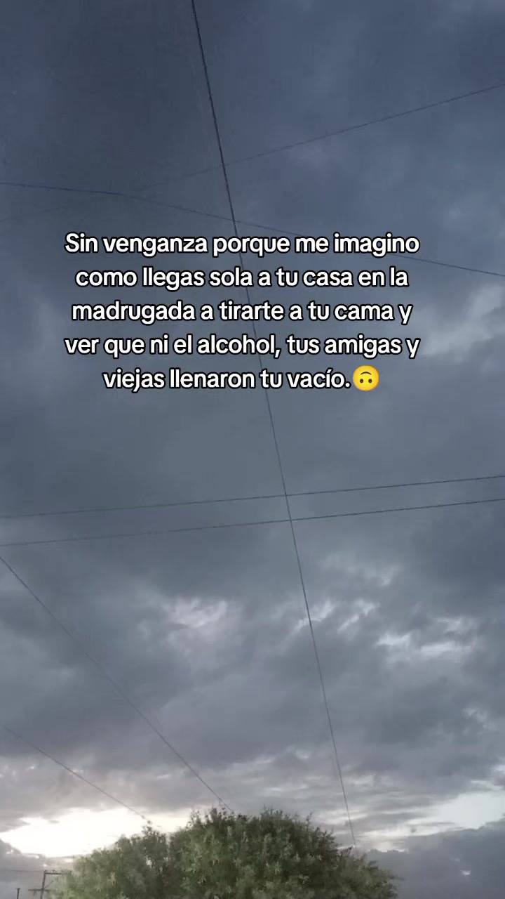 @Carla &bull;Te sigue