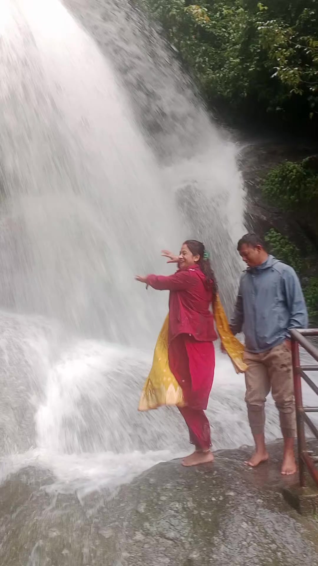 @😘अनिता बखती ❤️