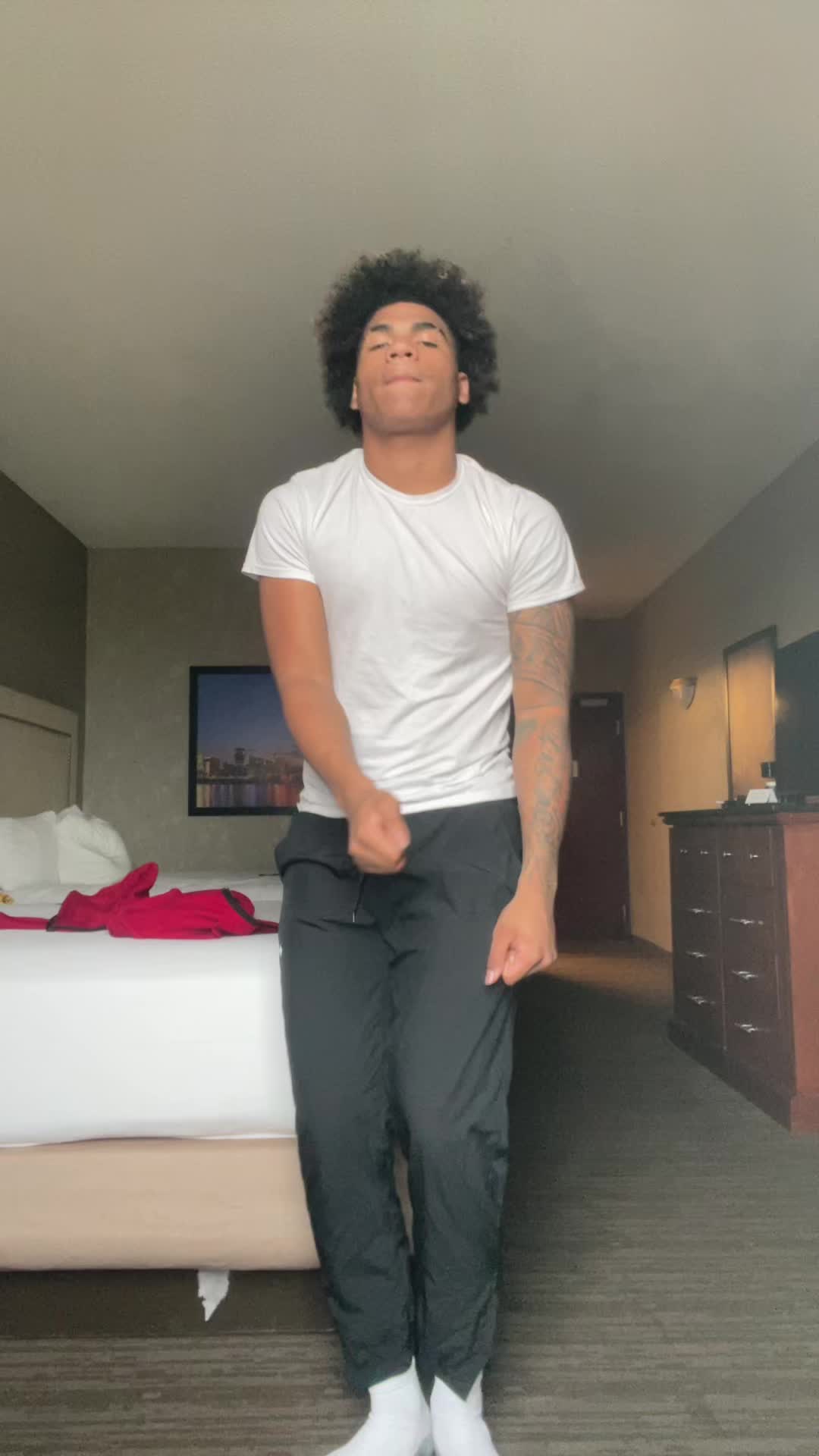 @hezibandz1