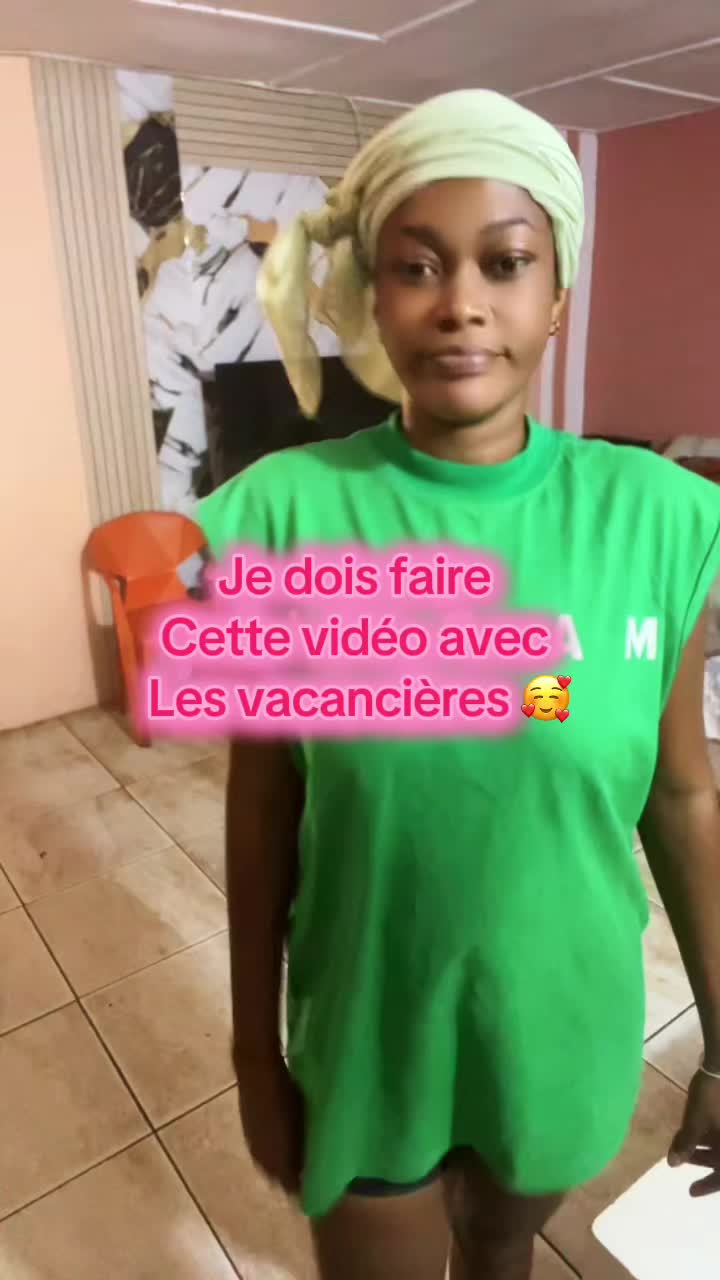 @La grande &la petite 🤷♂️