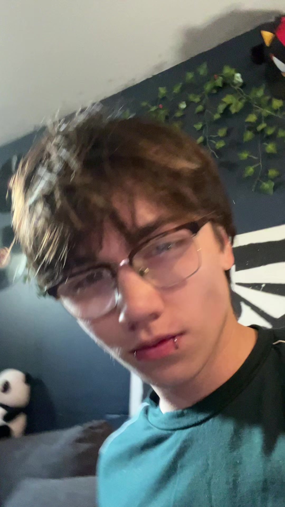 @ZNX <3