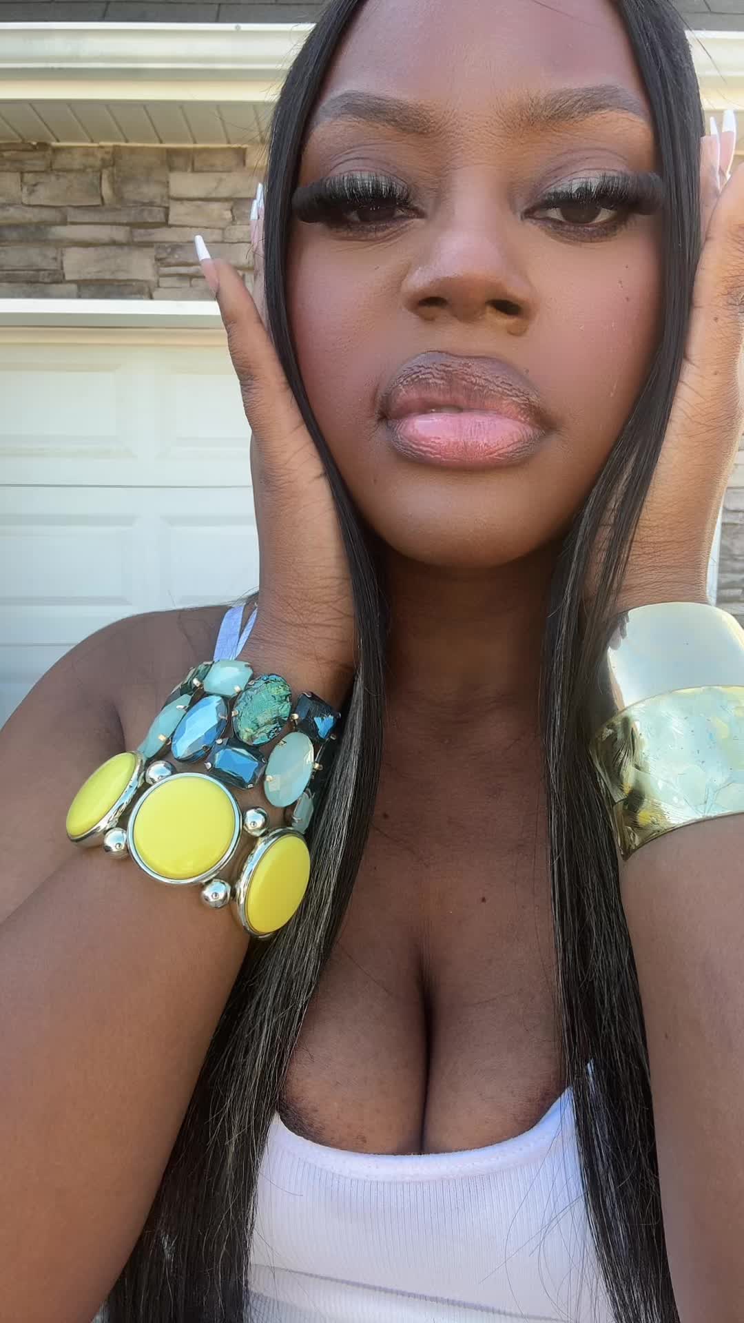 @__moreofbanks