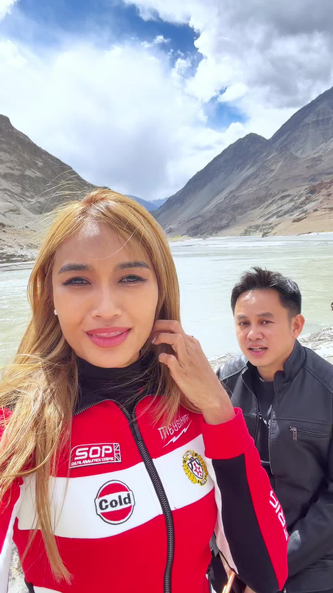 @Sein Phyo & Yi